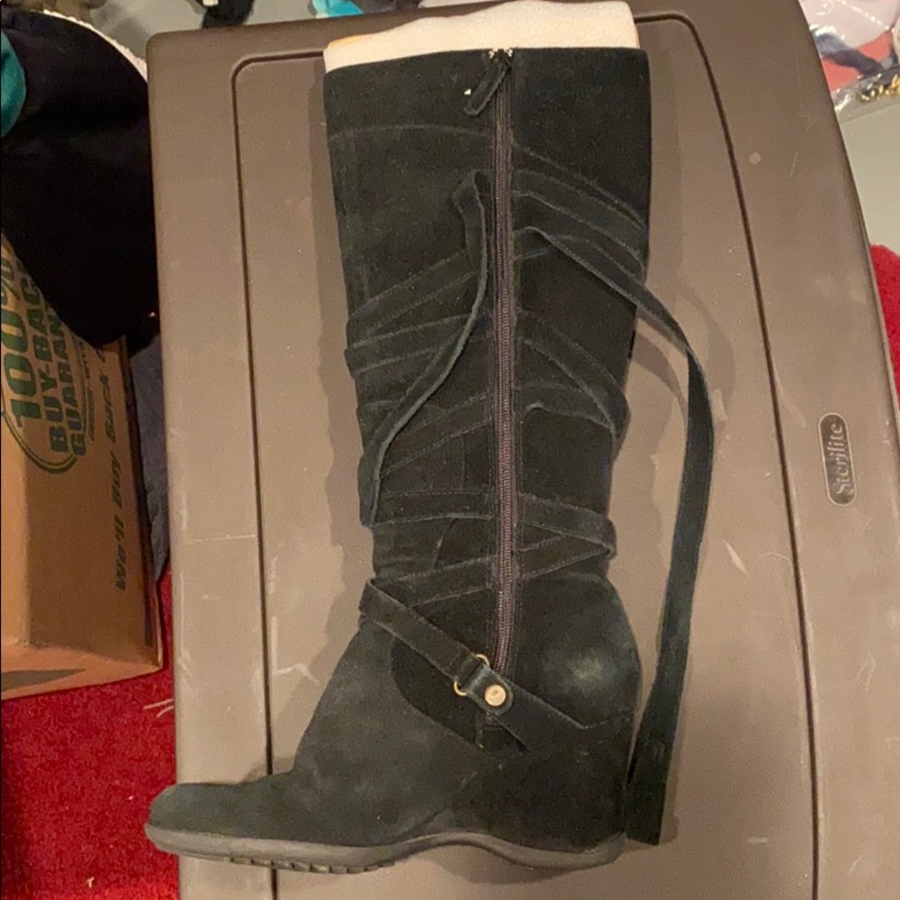 Black Heel Mid Calf Boots